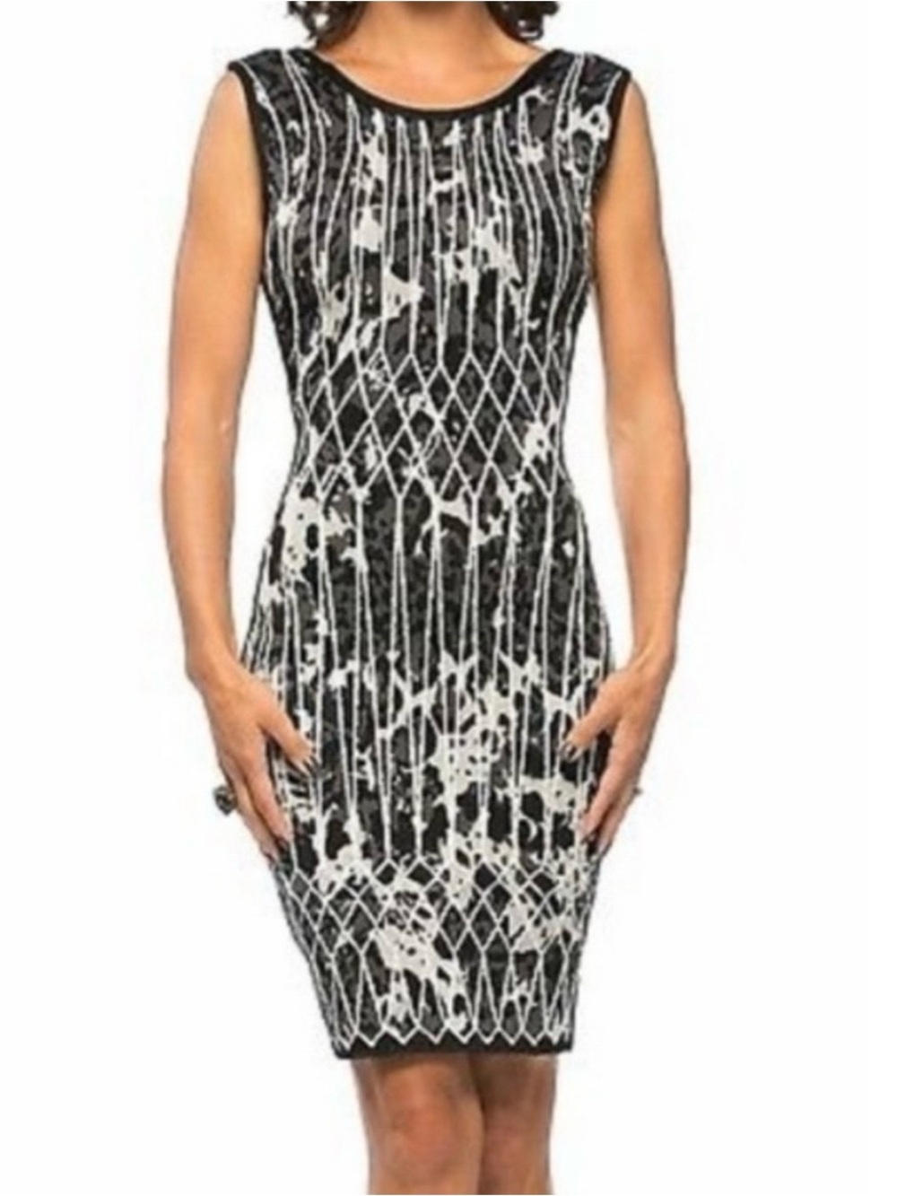 Herve LegerSleeveless Black and White Patterned Sheath Dress